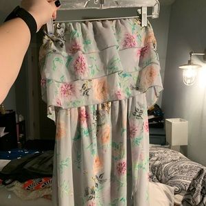 Charlotte Russe dress straplesss